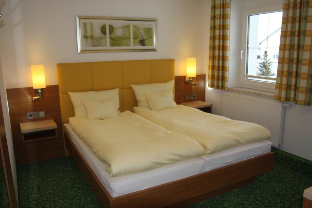 Hotel Sonnenhof Timelkam Esterno foto