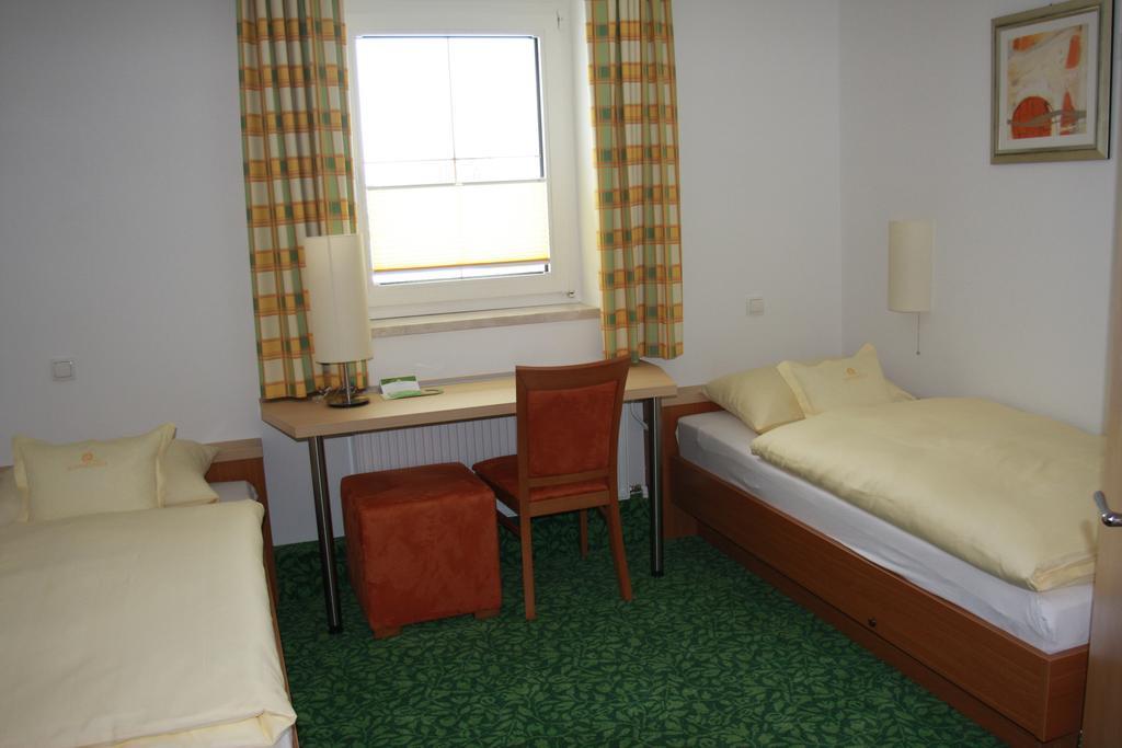 Hotel Sonnenhof Timelkam Esterno foto