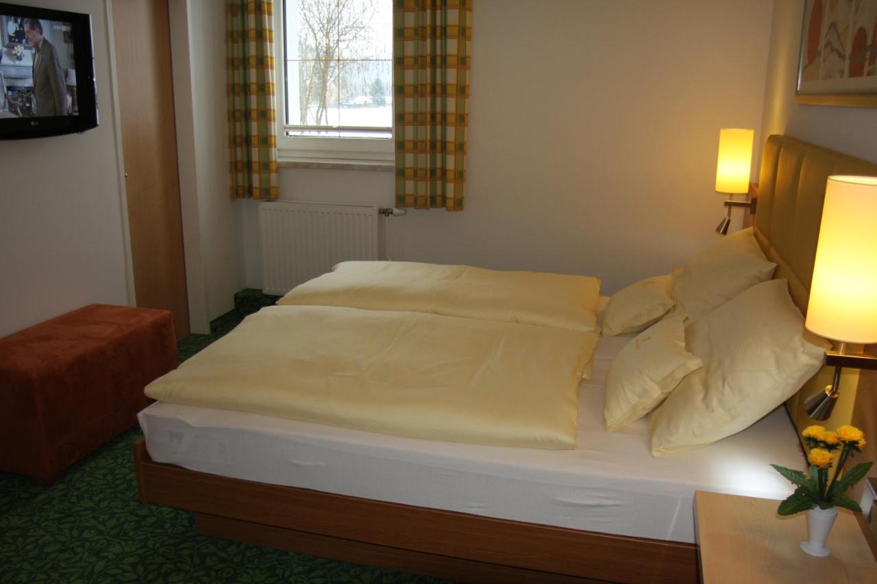 Hotel Sonnenhof Timelkam Esterno foto