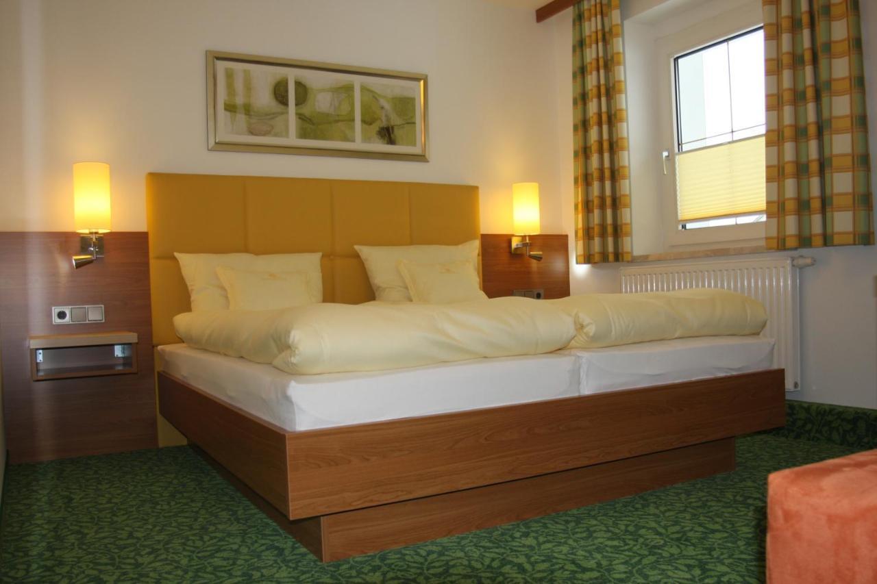 Hotel Sonnenhof Timelkam Esterno foto